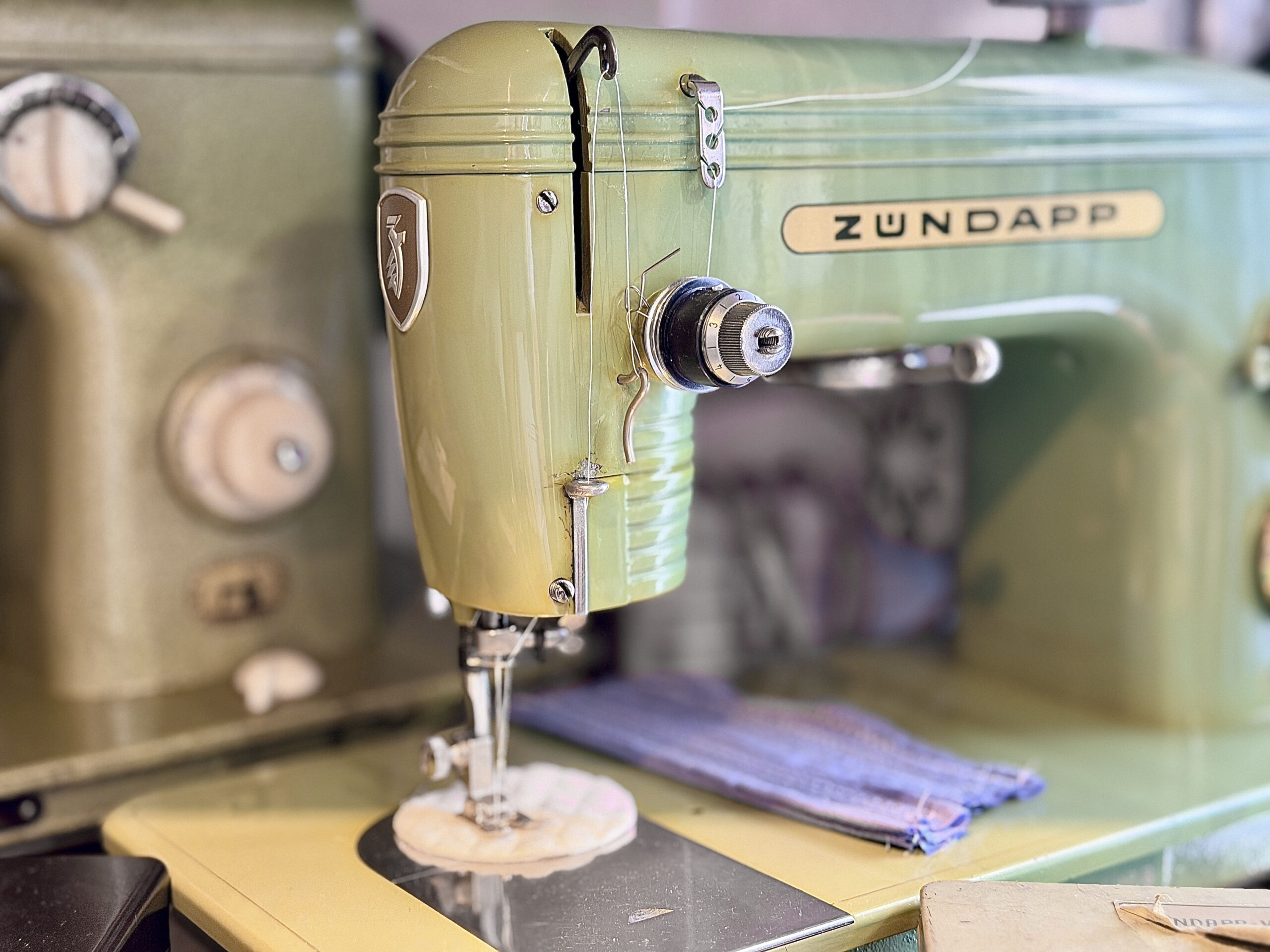 Nähmaschine: Zündapp 118a ZR aus dem Jahr 1957